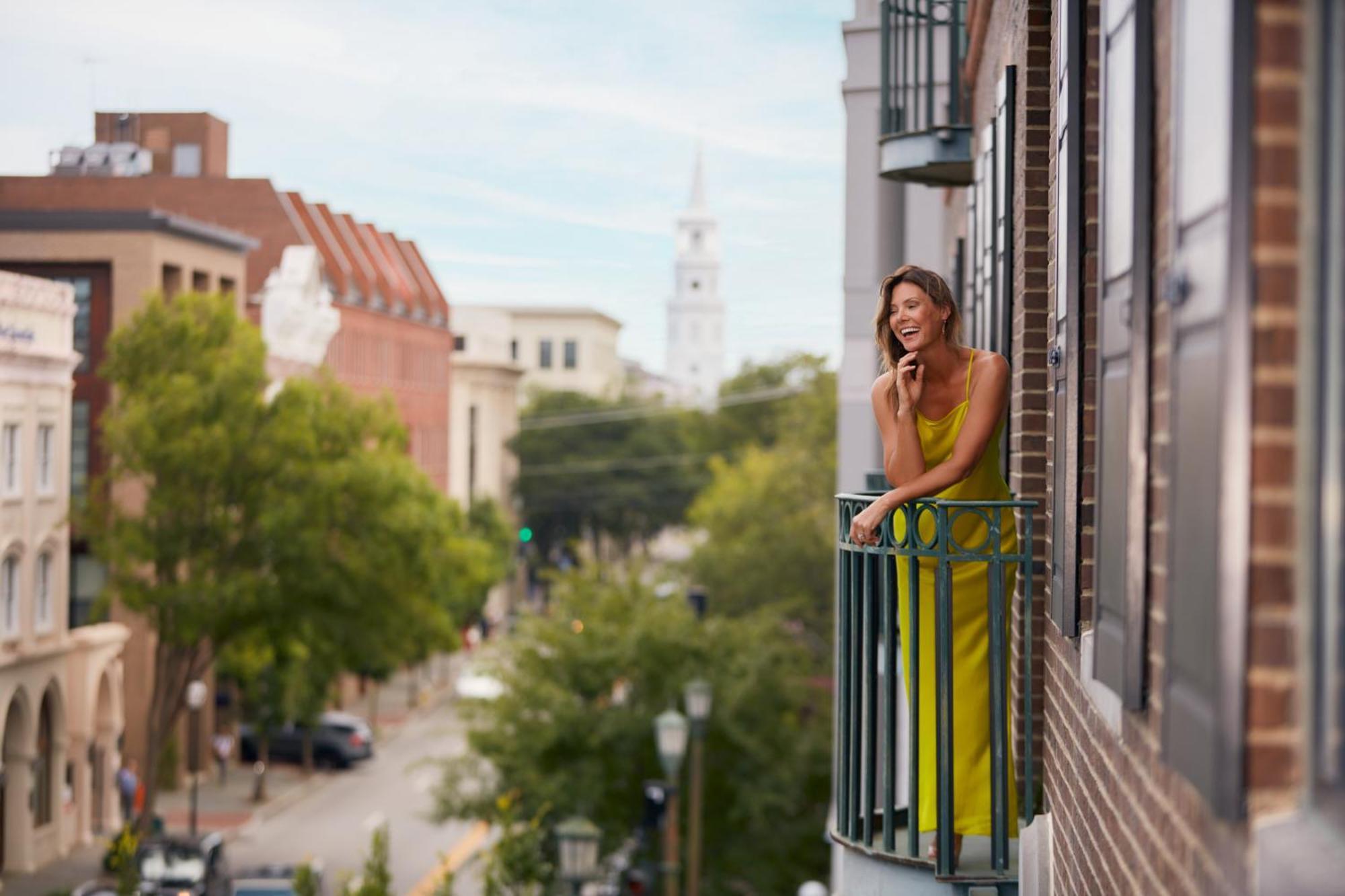 The Charleston Place Ngoại thất bức ảnh